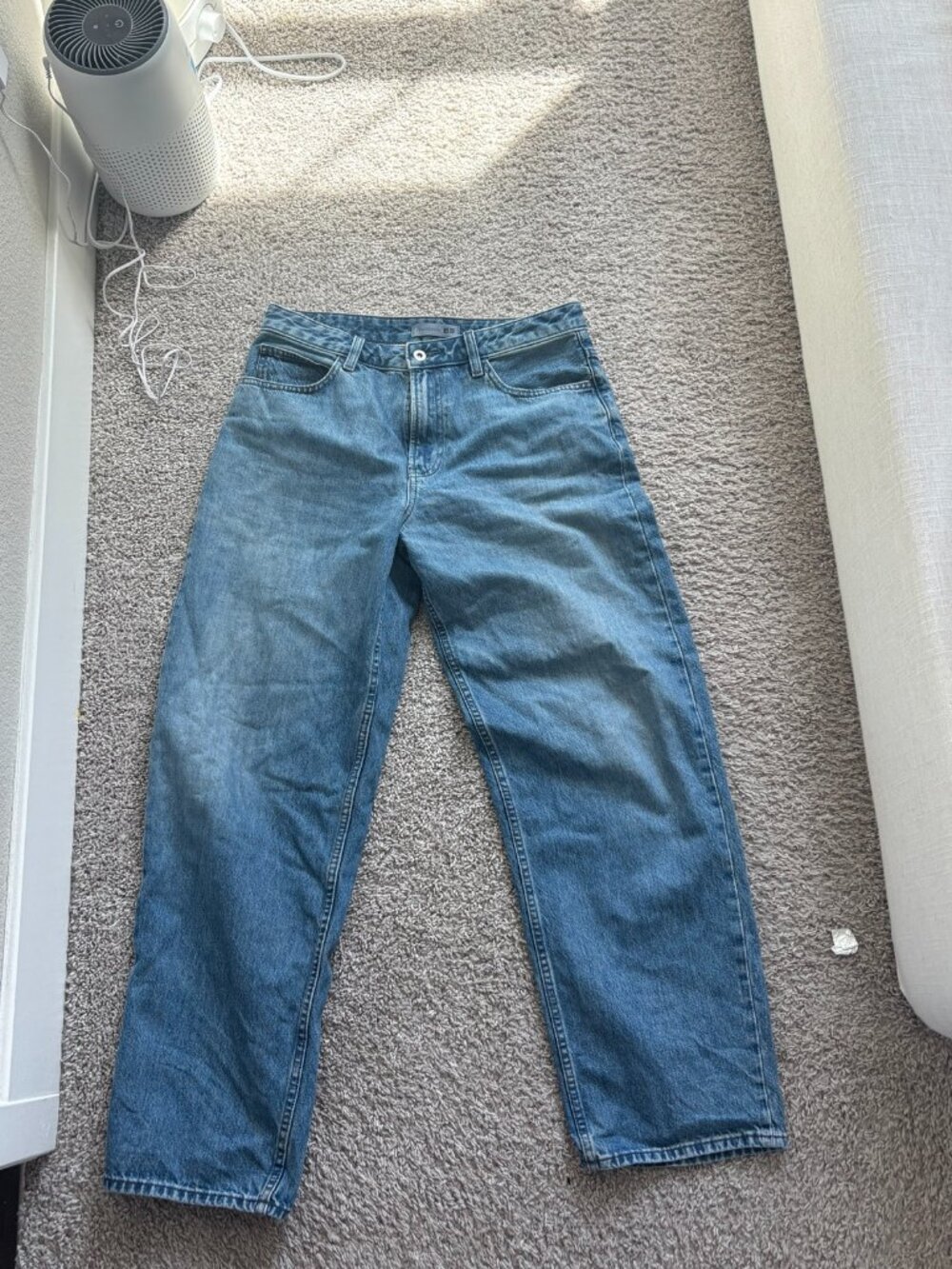 Uniqlo x JW Anderson Baggy Jeans Light Wash 28x31
